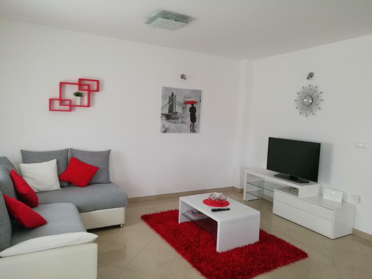 Bingo Apartment *